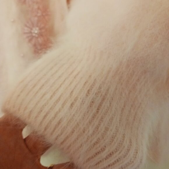 Lee Sands O/S Granny Core Long Angora Blend Baby Pink Cardigan W/ Embellishment - Picture 9 of 16